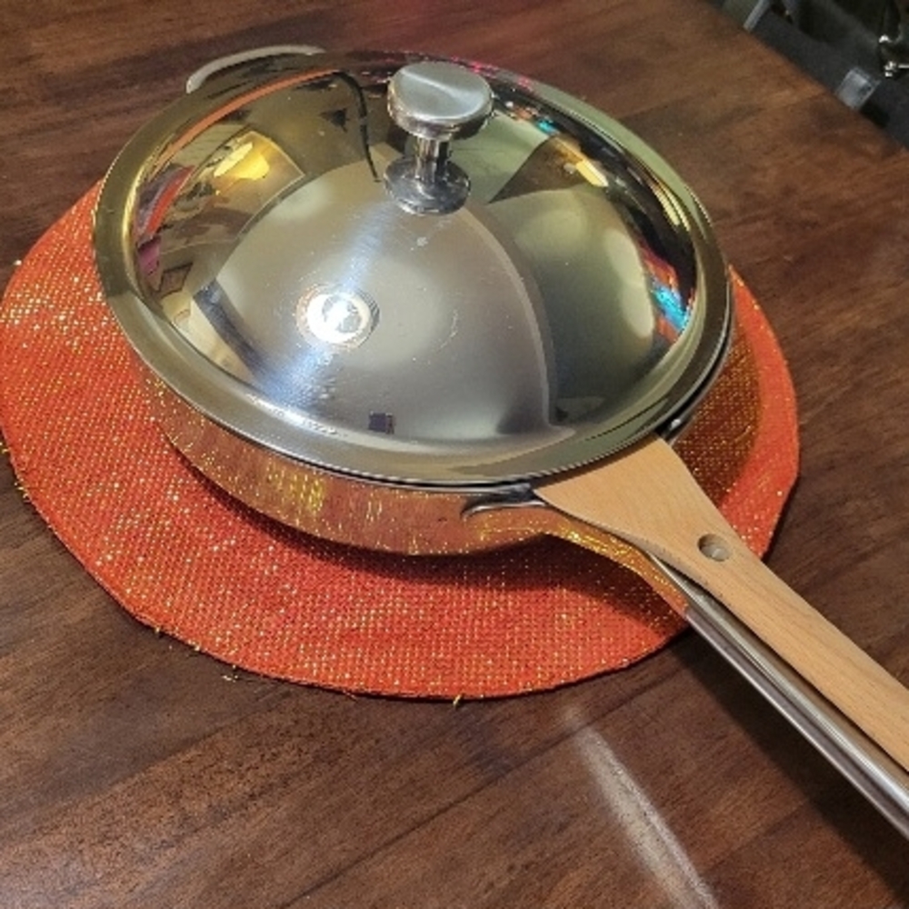 Premium Titanium Skillet with Lid